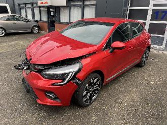 Unfallwagen Renault Clio 1.0 TCe Intens 2021/10