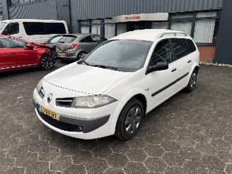 Unfallwagen Renault Mégane Grandtour 1.5 dCi 78kW van 2009/6