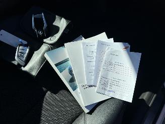 BMW 5-serie 520i High Executive picture 34