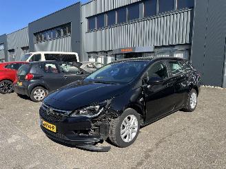 Coche accidentado Opel Astra SPORTS TOURER 1.0 Online Edition 2018/5
