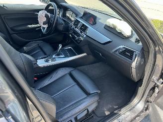 BMW 1-serie 118i Executive picture 18