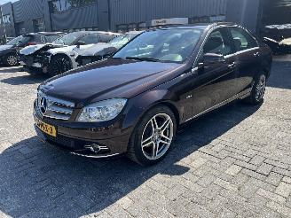 krockskadad bil auto Mercedes C-klasse 180 CGI BlueEFFICIENCY Business Class Avantgarde 2011/1