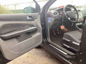 Ford Focus 1.6 TDCi 16V 100 Hatchback  Diesel 1.560cc 74kW (101pk) FWD 2007-11/2007-12  G8DC picture 22