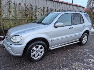 Tweedehands auto Mercedes ML 2.7 CDI Diesel 2.685cc 120kW 2004/1