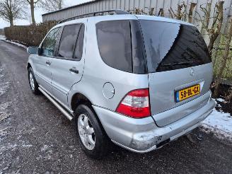 Mercedes ML 2.7 CDI Diesel 2.685cc 120kW picture 3