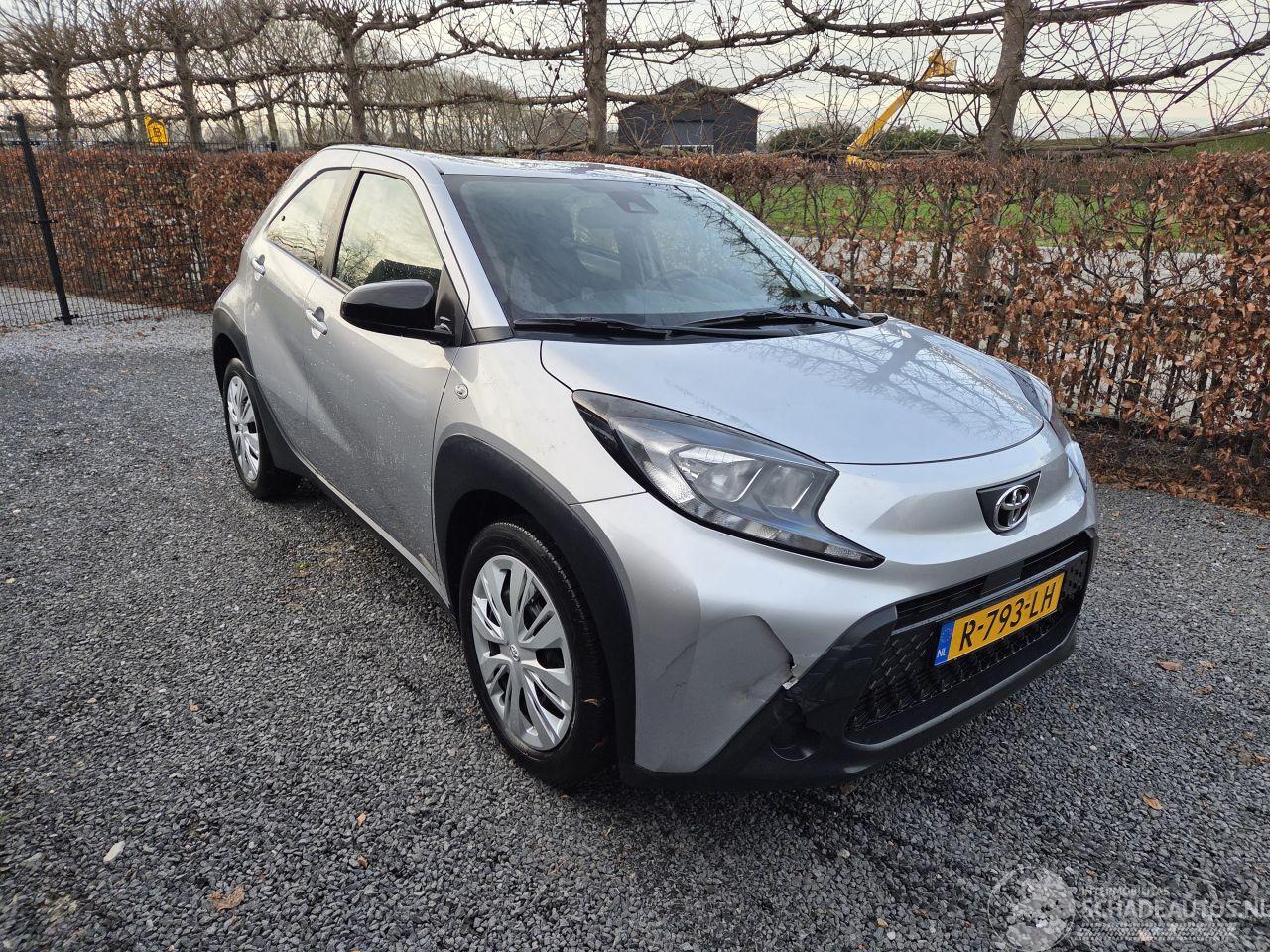 Toyota Aygo X 1.0 VVT-I MT Play