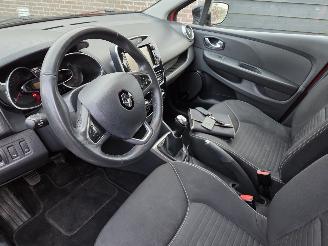 Renault Clio  picture 7