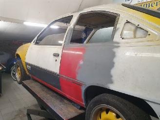 skadebil auto Opel Kadett GSI 2.0 1986/12