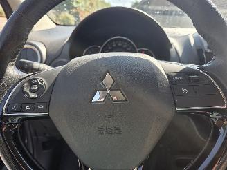 Mitsubishi Space-star 1.2 Connect Pro picture 9