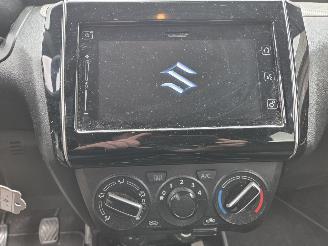 Suzuki Swift 1.2 Select picture 10