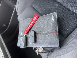 Volkswagen Golf R32 3.2 V6 DSG Dakraam NAP picture 6