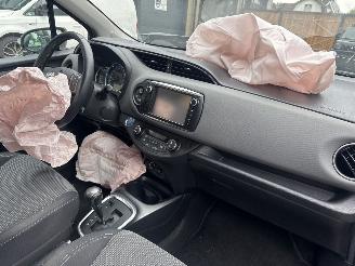 Toyota Yaris 1.5 Hybrid Lease picture 6