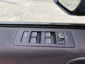 Land Rover Discovery 3.0 HSE SD6 picture 15