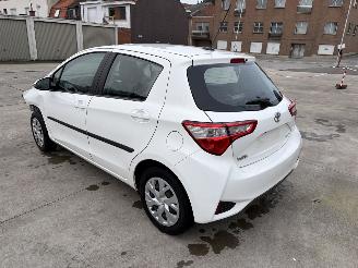Unfallwagen Toyota Yaris 1.0i - 12V 2020/7