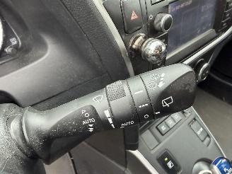 Toyota Auris 1.8i - 16V HYBRID picture 14