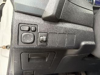 Toyota Auris 1.8i - 16V HYBRID picture 15
