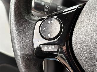 Citroën C1 1.0 VTi Shine 5 deurs | Airco Navi Camera picture 16