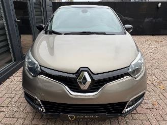 damaged passenger cars Renault Captur 1.2 TCe Dynamique | Automaat Navi Camera 2015/6