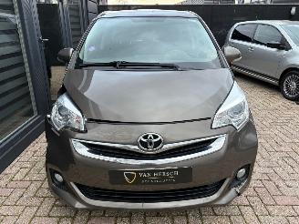 damaged passenger cars Toyota Verso S 1.3 VVT-i Dynamic | Navi Panoramadak Camera 2015/2
