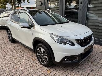 Peugeot 2008 1.2 PureTech Allure | Navi Panoramadak Camera picture 7