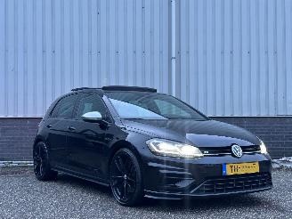 skadebil auto Volkswagen Golf 2.0TSI 410pk Black Edition 2017/12