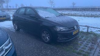 Volkswagen Polo 1.6TDI picture 2