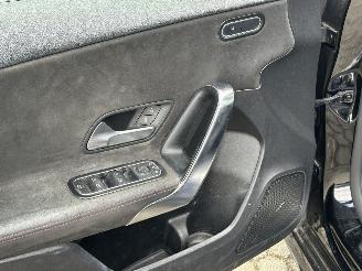 Mercedes A-klasse A200 AMG Line picture 13