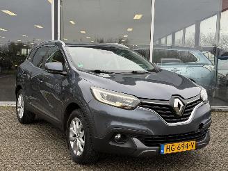 krockskadad bil auto Renault Kadjar 1.2 TCe Intens Bose NAP 2015/10