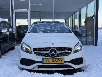 Mercedes A-klasse A-klasse 220d AMG AUTOMAAT picture 2