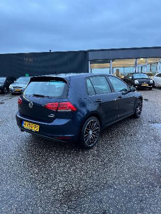 Volkswagen Golf 1.6 TDI Comfortline BlueMotion picture 4