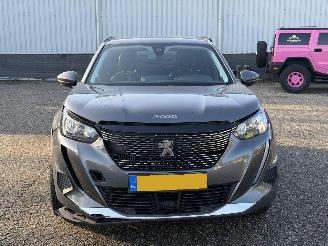 Peugeot 2008 1.2 PureTech GT-Line picture 2