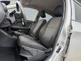 Kia Picanto 1.0 CVVT Comfort pack AIRCO picture 10
