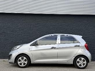 Kia Picanto 1.0 CVVT Comfort pack AIRCO picture 6
