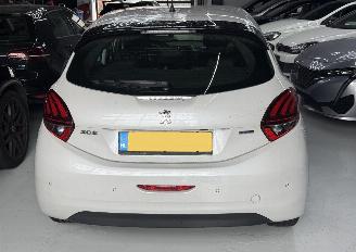 Peugeot 208 1.2 benzine led/navi picture 9