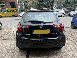 Toyota Yaris Hybrid Design AUTOMAAT picture 5