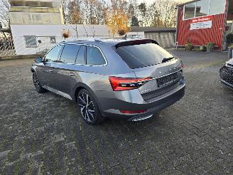 Skoda Superb Hybride 160 kW L&K picture 2