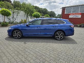 Schadeauto Volkswagen Passat  2025/9