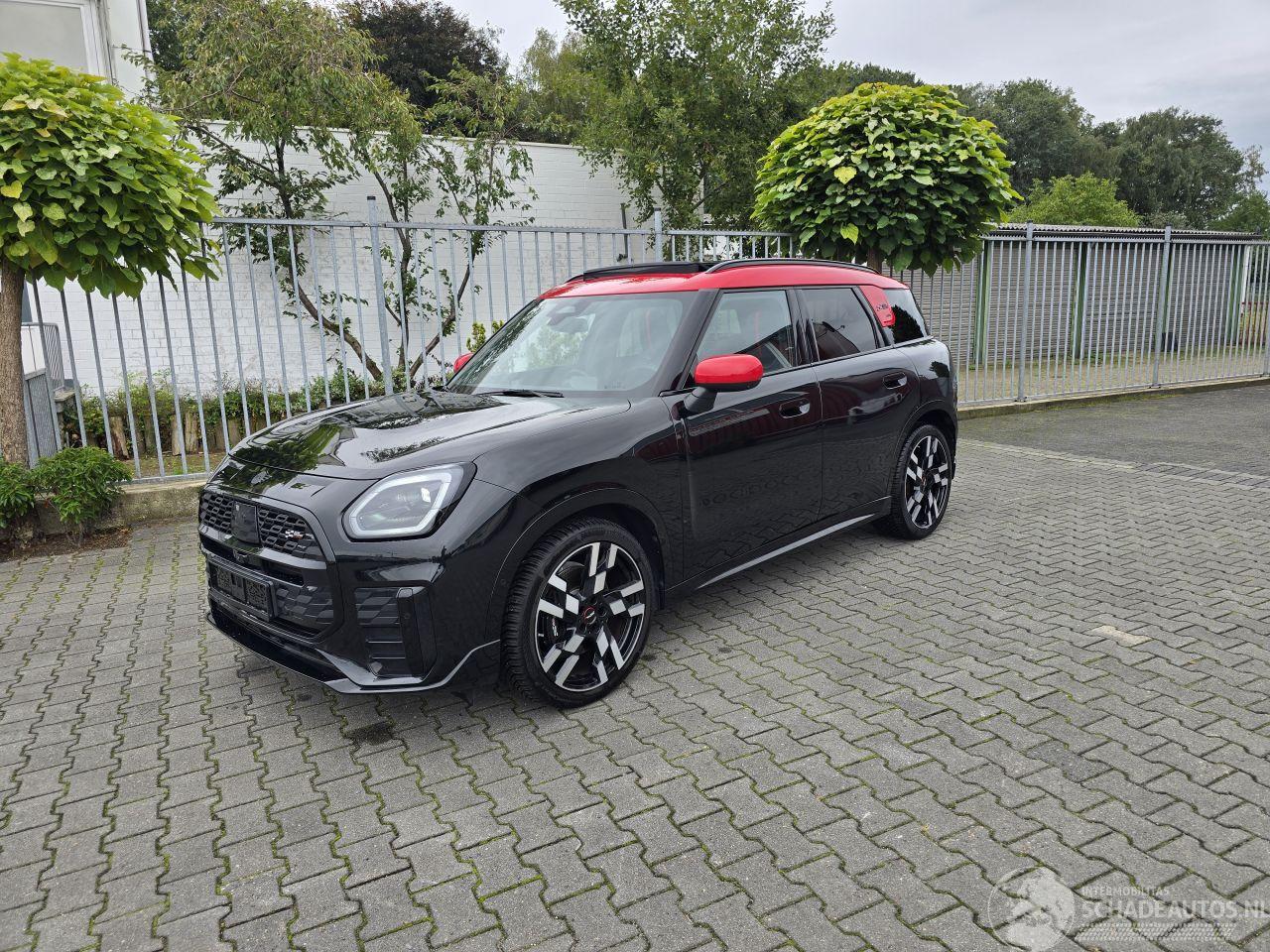 Mini Countryman Countryman S ALL4 John Coopers Works TRIM