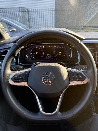 Volkswagen Taigo 1.0 TSI R-Line Panoramadak IQ Light picture 8