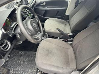 Volkswagen Up!  picture 12