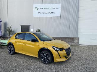 skadebil auto Peugeot 208 1.2 PureTech GT- Line Camera Led Apple Car Play 2020/9