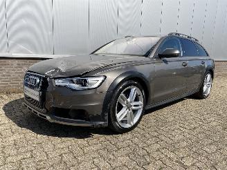 Damaged car Audi A6 allroad Quattro 3.0 TDI Premium Edition 1e Eigenaar Voll opties 2014/3