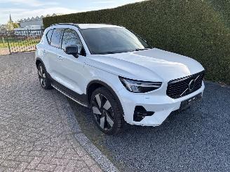 damaged passenger cars Volvo XC40 ultimate Dark recharge pano dak T5 R-design LCI 2022/11