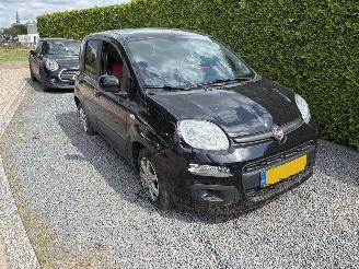 Unfallwagen Fiat Panda weinig schade lage km stand 2016/9