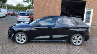 skadebil auto Audi A3 1.0 tfsi  110pk navi  s line 2023/4