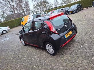Coche accidentado Toyota Aygo 1.0 vtti 5drs airco 2022/3