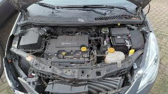 Opel Corsa 1.2i automaat   5drs airco picture 3