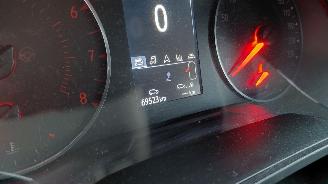 Avarii autoturisme Renault Clio 1.0i zen  navi clima  91pk 2021/12