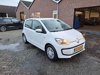 skadebil auto Volkswagen Up! 1.0i 5drs airco navi 2014/6