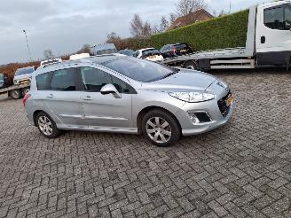 Avarii autoturisme Peugeot 308 1.6 vti  88kw    pano navi  clima 2013/3